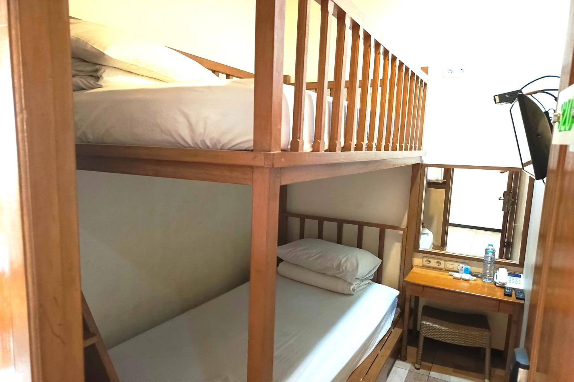 Java Capsule Hotel 말랑 외부 사진