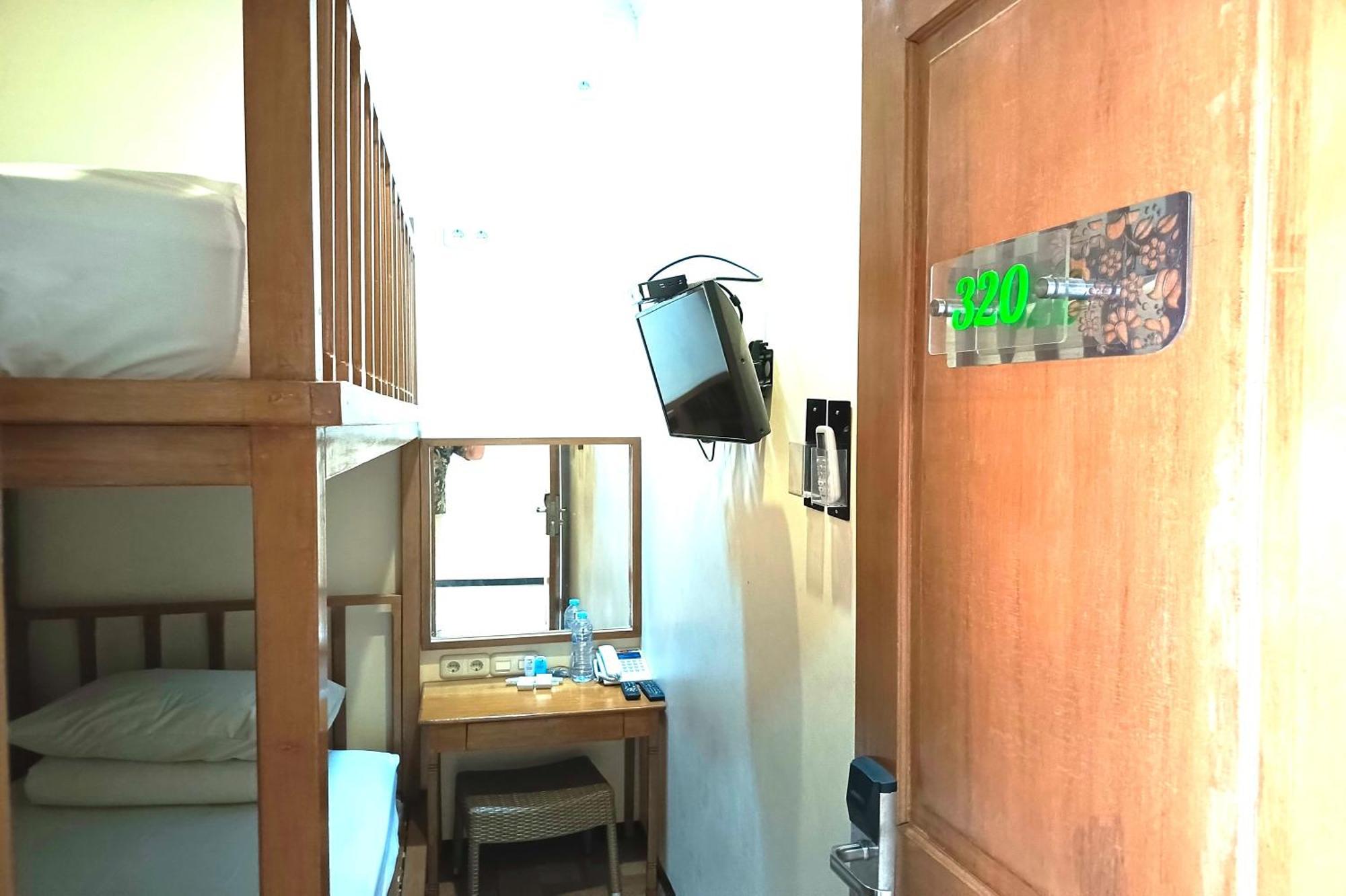 Java Capsule Hotel 말랑 외부 사진